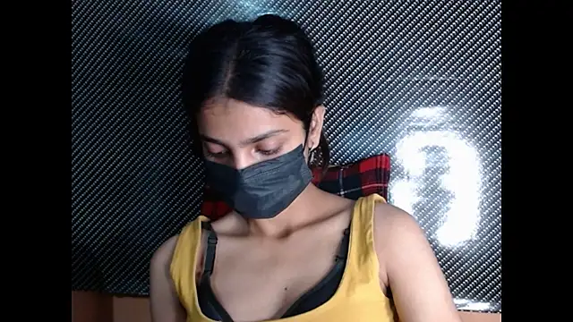 Snapshot of _kamyaa09 chatting on October 11, 2025, 6:31 pm kamyaa09 online show from October 11, 2025, 6:31 pm