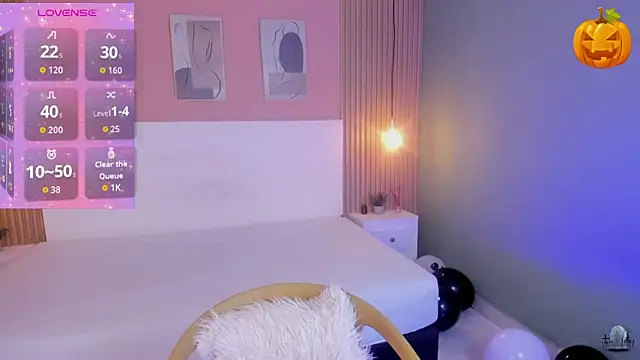 Snapshot of candy_lux30 chatting on November 6, 2025, 4:05 am candy lux30 online show from November 6, 2025, 4:05 am