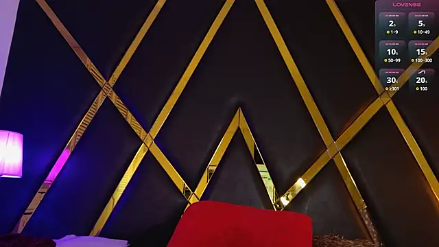 EmmaaCastro online show from October 22, 2025, 12:04 pm