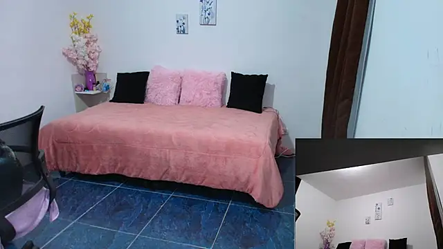 Paulina-Becerraa online show from November 15, 2025, 4:49 am