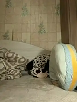 Snapshot of Tupo070481 chatting on November 9, 2025, 5:50 pm Tupo070481 online show from November 9, 2025, 5:50 pm