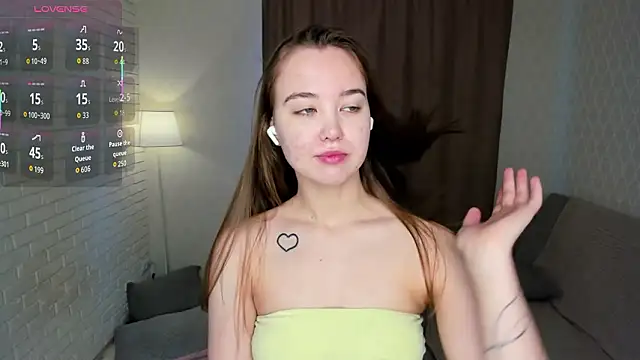 Snapshot of KayleenCurtis chatting on March 12, 2026, 4:40 am KayleenCurtis online show from March 12, 2026, 4:40 am