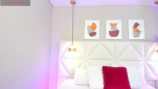 Alba Hank online show from September 20, 2025, 7:08 pm