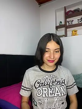 hotwife26 online show from May 12, 2026, 4:42 am