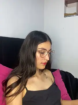 hotwife26 online show from May 14, 2026, 5:26 am