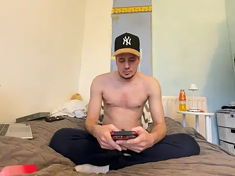 shyandchilling online show from February 2, 2026, 2:27 pm