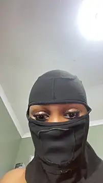 Sexy blackwoman online show from April 24, 2026, 4:42 pm