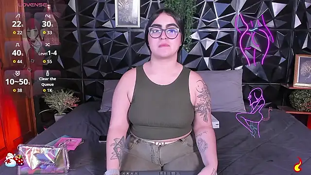 April  foxx online show from January 15, 2026, 1:58 pm