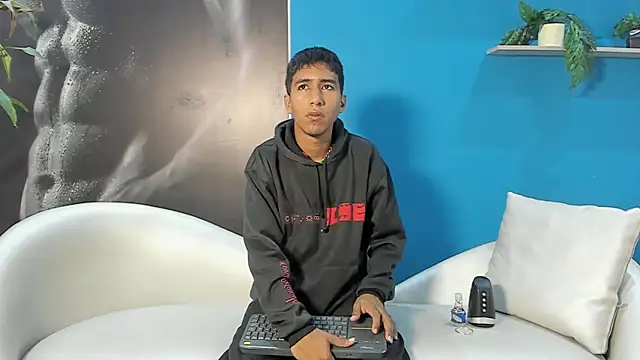 ender h0t online show from January 13, 2026, 1:15 pm