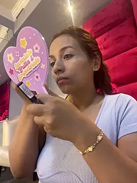 Snapshot of VictoriaFerro chatting on June 28, 2026, 12:11 pm VictoriaFerro online show from June 28, 2026, 12:11 pm