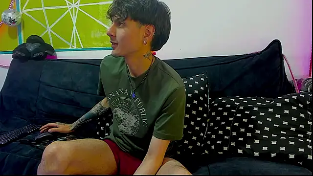 Snapshot of Dioniso_guy8 chatting on March 28, 2026, 8:10 pm Dioniso guy8 online show from March 28, 2026, 8:10 pm