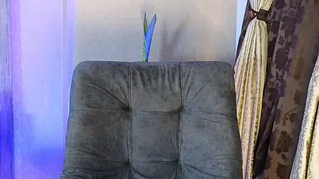 BenjaminCol  online show from October 24, 2025, 1:37 am