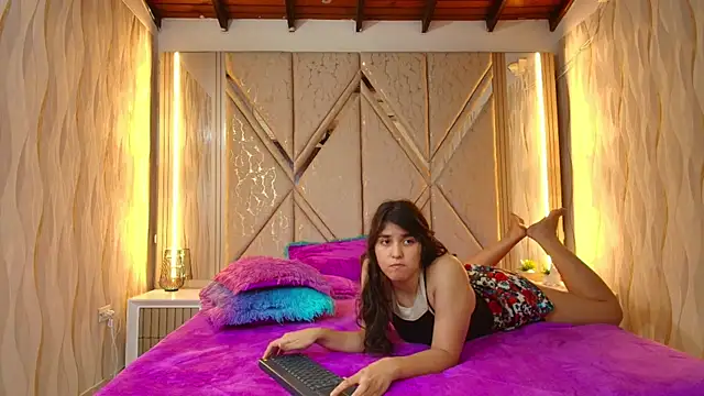 Snapshot of Couplex_xxx chatting on October 21, 2025, 1:27 am Couplex xxx online show from October 21, 2025, 1:27 am