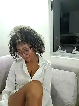 BiiancaEstradaa online show from July 29, 2026, 12:43 am