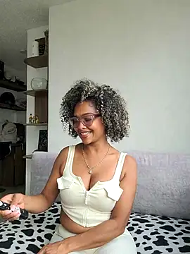 BiiancaEstradaa online show from July 6, 2026, 9:06 pm