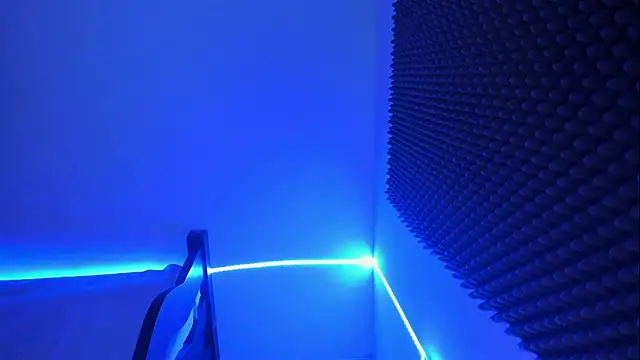 Ellope  online show from October 11, 2025, 3:07 am