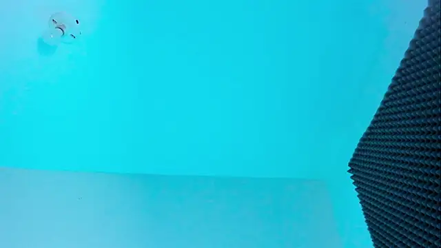 Ellope  online show from November 18, 2025, 10:02 pm