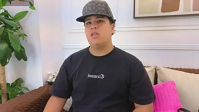 Snapshot of Naim_Bennetsex chatting on May 21, 2026, 6:49 pm Naim Bennetsex online show from May 21, 2026, 6:49 pm