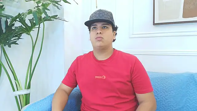 Naim Bennetsex online show from December 19, 2025, 6:32 pm