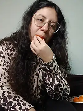 Snapshot of marmary84 chatting on June 27, 2026, 2:23 pm marmary84 online show from June 27, 2026, 2:23 pm
