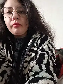 Snapshot of marmary84 chatting on July 4, 2026, 1:26 pm marmary84 online show from July 4, 2026, 1:26 pm