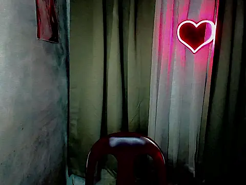 Snapshot of sweetsassyxx chatting on October 17, 2025, 7:11 am sweetsassyxx online show from October 17, 2025, 7:11 am