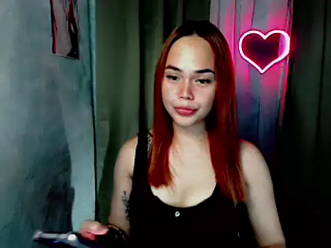 Snapshot of sweetsassyxx chatting on November 4, 2025, 12:36 am sweetsassyxx online show from November 4, 2025, 12:36 am