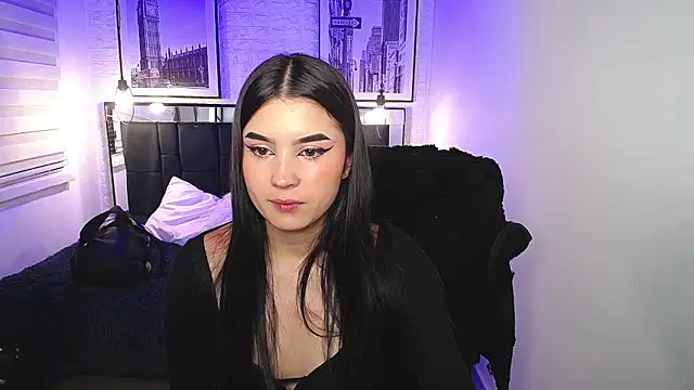 Natalie loffreda online show from April 24, 2026, 8:33 pm