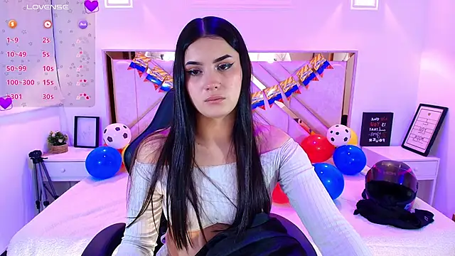 Snapshot of Natalie_loffreda chatting on June 27, 2026, 8:15 pm Natalie loffreda online show from June 27, 2026, 8:15 pm