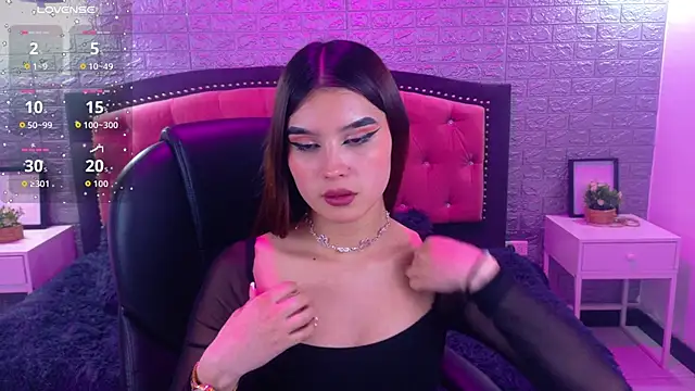 Natalie loffreda online show from November 7, 2025, 3:22 am