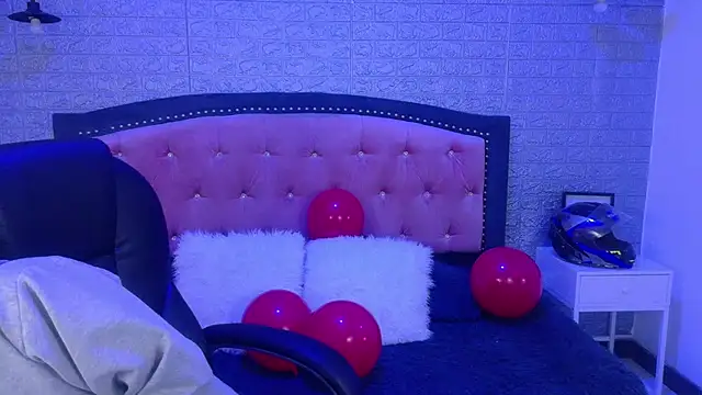 Natalie loffreda online show from February 27, 2026, 3:07 am