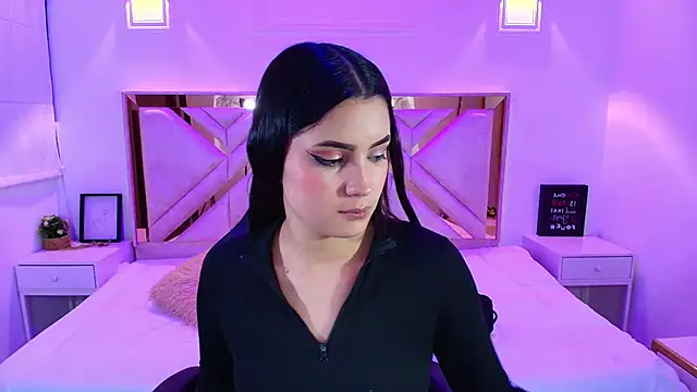 Snapshot of Natalie_loffreda chatting on July 29, 2026, 8:08 pm Natalie loffreda online show from July 29, 2026, 8:08 pm
