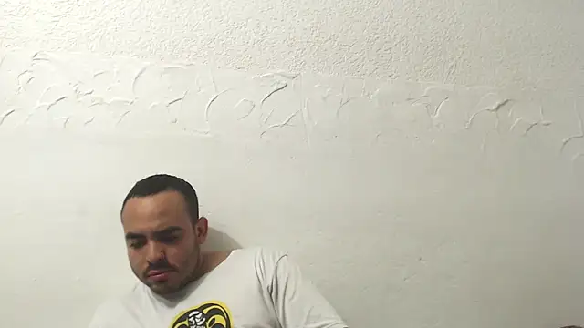 Snapshot of Ana_ThiagoxX chatting on May 15, 2026, 11:25 pm Ana ThiagoxX online show from May 15, 2026, 11:25 pm