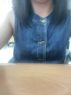 -NhaKy22 online show from May 7, 2026, 1:54 am