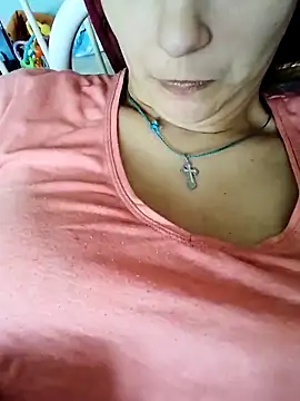 Jenevaonlovex online show from September 28, 2025, 10:33 am