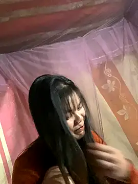 PhanHaa online show from December 18, 2025, 1:26 pm