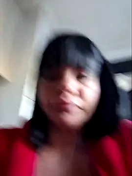 Snapshot of Ella_sweety00 chatting on June 18, 2026, 2:22 pm Ella sweety00 online show from June 18, 2026, 2:22 pm