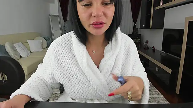 Ella sweety00 online show from January 15, 2026, 3:15 pm