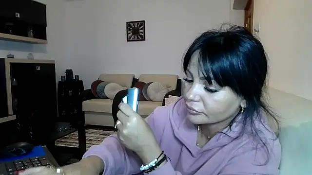 Ella sweety00 online show from April 30, 2026, 2:57 pm