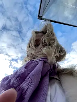 EveLittleSinner online show from October 21, 2025, 11:31 am