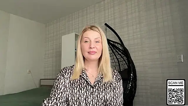 Blondie xoxoxo online show from April 25, 2026, 3:31 pm