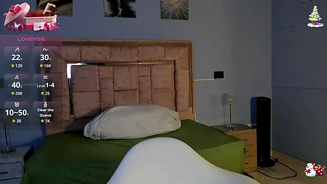 LICKY LOV online show from March 11, 2026, 3:22 am