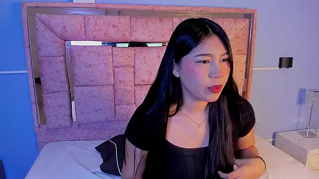 Snapshot of LICKY_LOV chatting on November 13, 2025, 3:10 am LICKY LOV online show from November 13, 2025, 3:10 am