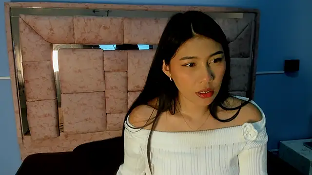 Snapshot of LICKY_LOV chatting on November 28, 2025, 3:17 am LICKY LOV online show from November 28, 2025, 3:17 am