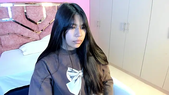 LICKY LOV online show from January 17, 2026, 12:20 pm