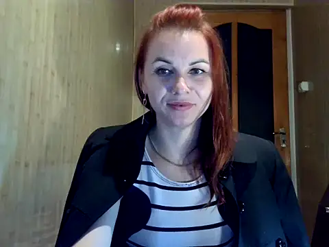 Kisa26311 online show from November 17, 2025, 8:46 pm