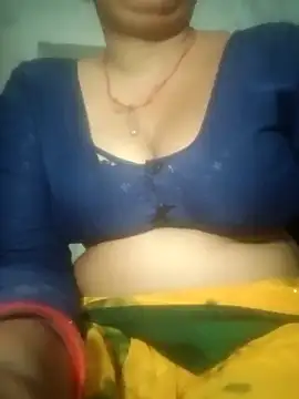 Snapshot of cut_renukadevi chatting on September 18, 2025, 3:26 pm cut renukadevi online show from September 18, 2025, 3:26 pm