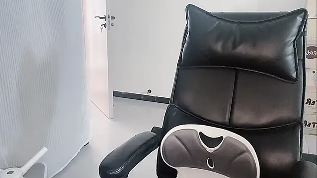 Ianxuan online show from January 6, 2026, 6:28 am