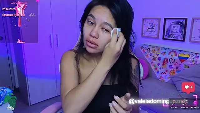 Valeria Red  online show from September 9, 2025, 9:30 am