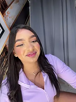 Snapshot of jenn_fit chatting on March 8, 2026, 4:49 am jenn fit online show from March 8, 2026, 4:49 am